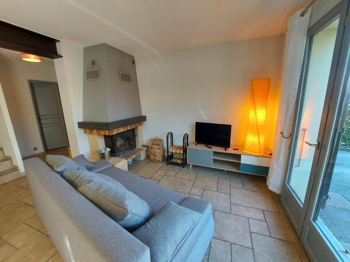 Entre Lac Et Montagne, Chaleureuse Maison 3 Pieces Avec Tres Belle Vue Lac D'Annecy. Terrasse, Jardin, Parking, Cheminee, Barbecue …. Saint-Jorioz Eksteriør bilde