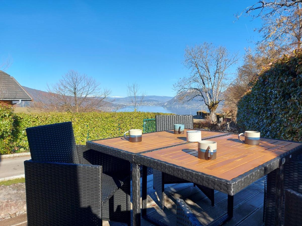 Entre Lac Et Montagne, Chaleureuse Maison 3 Pieces Avec Tres Belle Vue Lac D'Annecy. Terrasse, Jardin, Parking, Cheminee, Barbecue …. Saint-Jorioz Eksteriør bilde