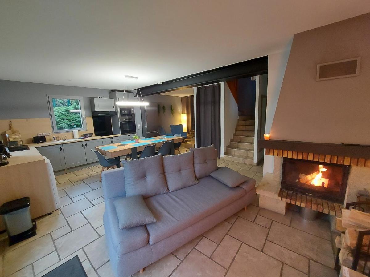 Entre Lac Et Montagne, Chaleureuse Maison 3 Pieces Avec Tres Belle Vue Lac D'Annecy. Terrasse, Jardin, Parking, Cheminee, Barbecue …. Saint-Jorioz Eksteriør bilde